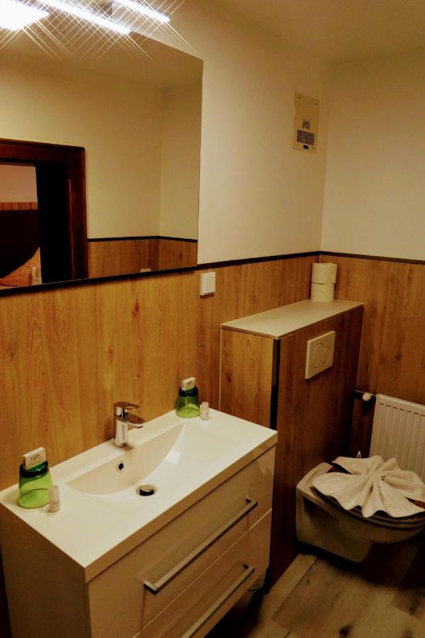 Hotel Gasthof Markterwirt อัลเทนมาร์คท์ อิม พองเงา ภายนอก รูปภาพ